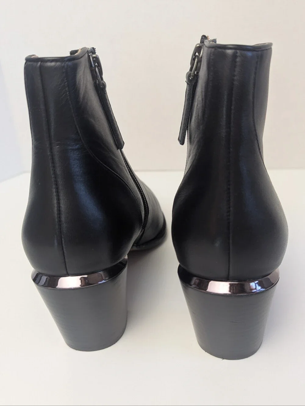 Paolo Mattei Black Leather Pointed Toe Ankle Boots Zip Booties 6.5M